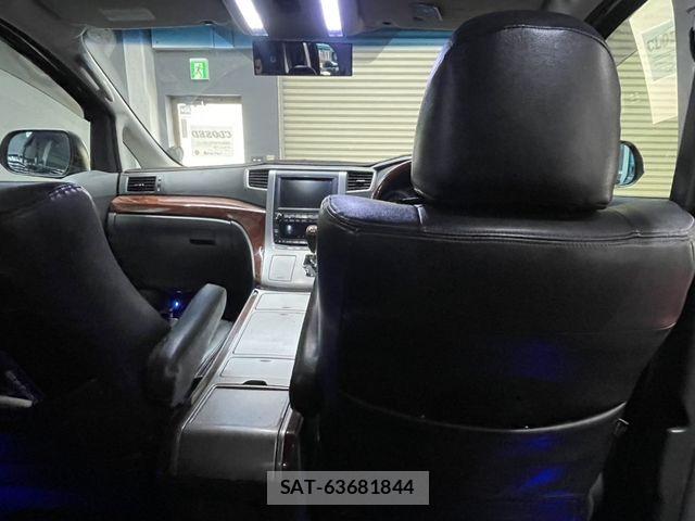 Toyota VELLFIRE 2010-07 8338315-18