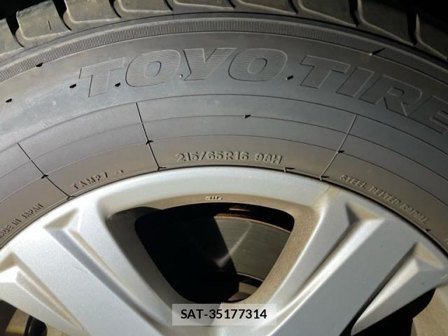 Toyota VELLFIRE 2019-04 8355827-10