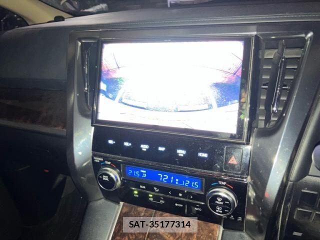 Toyota VELLFIRE 2019-04 8355827-27