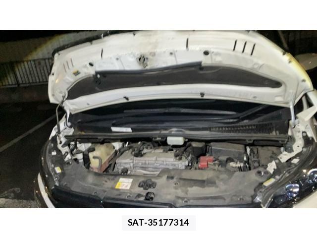 Toyota VELLFIRE 2019-04 8355827-29