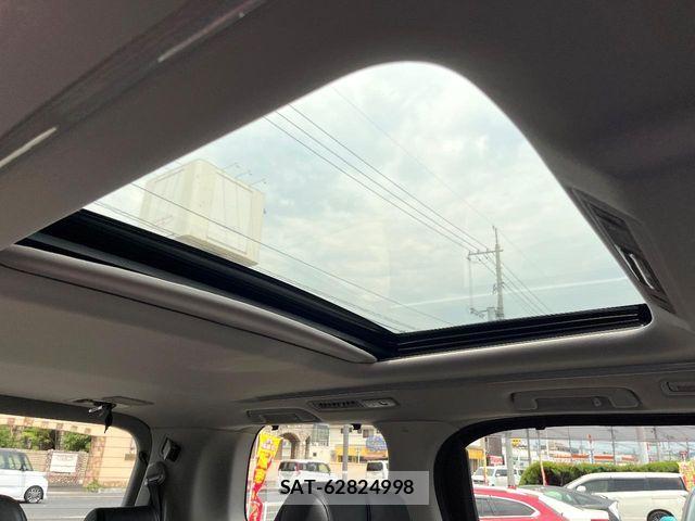 Toyota VELLFIRE 2015-10 8355829-2