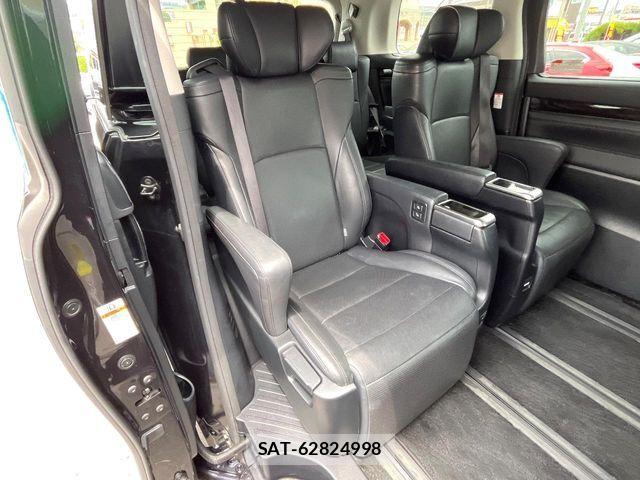 Toyota VELLFIRE 2015-10 8355829-8