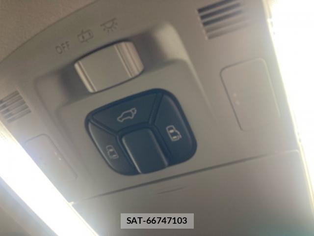 Toyota VELLFIRE 2013-09 8355831-16