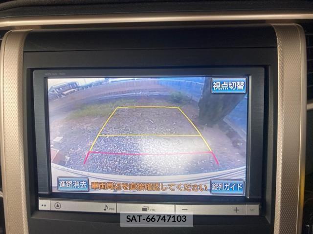 Toyota VELLFIRE 2013-09 8355831-19