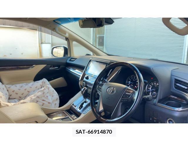 Toyota VELLFIRE 2018-11 8369528-9