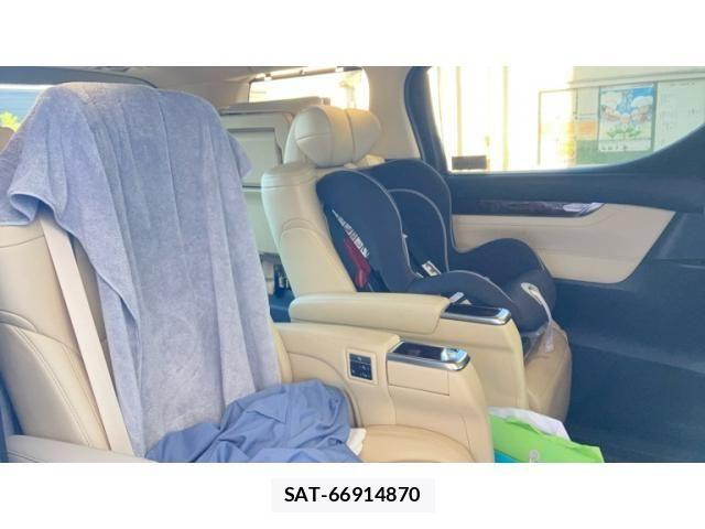Toyota VELLFIRE 2018-11 8369528-12