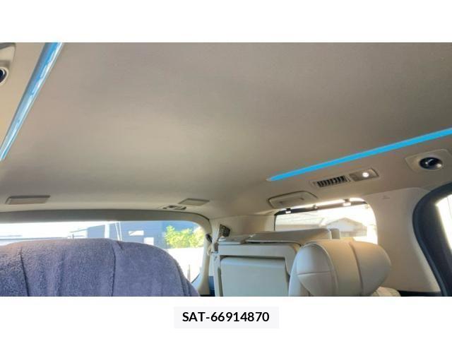 Toyota VELLFIRE 2018-11 8369528-14