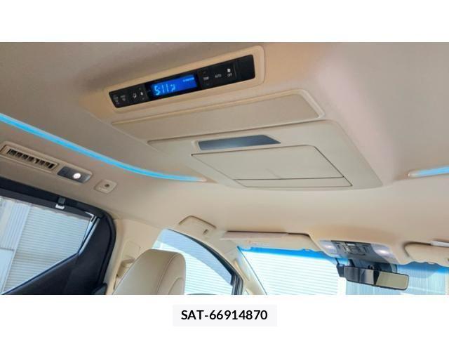 Toyota VELLFIRE 2018-11 8369528-15