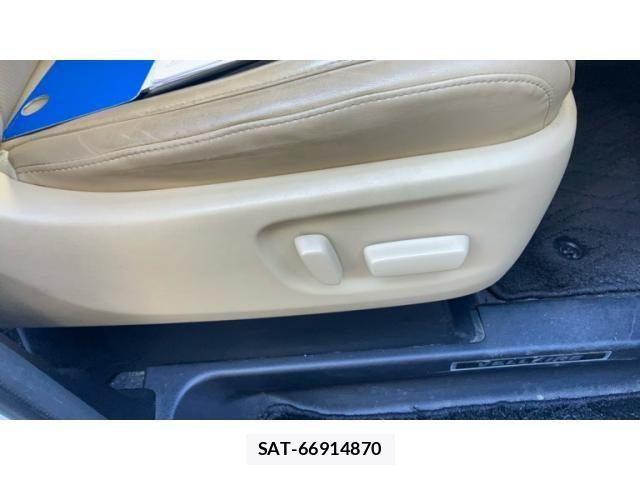 Toyota VELLFIRE 2018-11 8369528-20