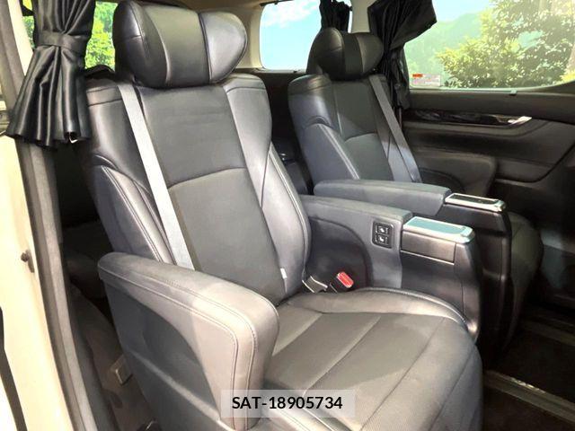 Toyota VELLFIRE 2019-11 8369523-8