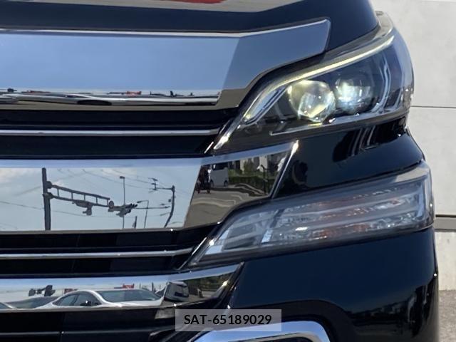 Toyota VELLFIRE 2017-07 8369527-9