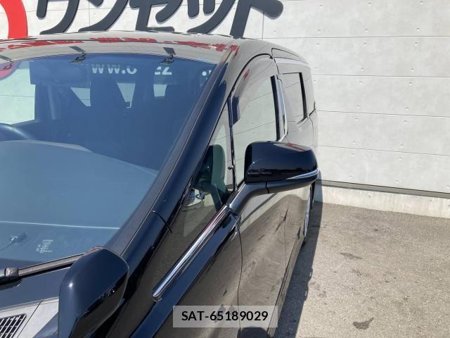 Toyota VELLFIRE 2017-07 8369527-11