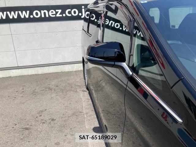 Toyota VELLFIRE 2017-07 8369527-12