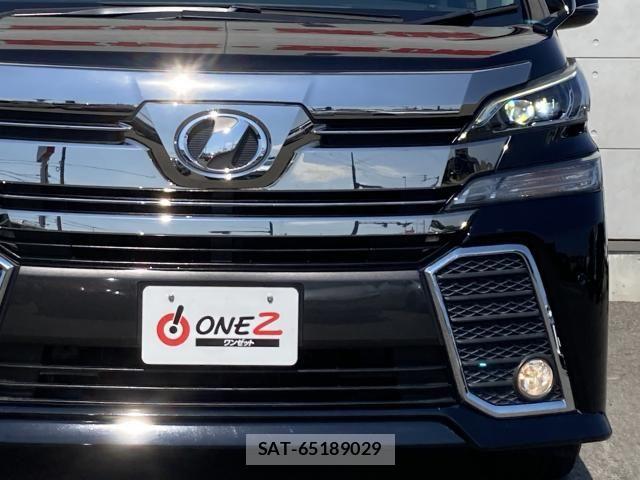 Toyota VELLFIRE 2017-07 8369527-6