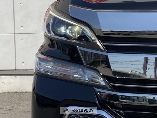 Toyota VELLFIRE 2017-07 8369527-7