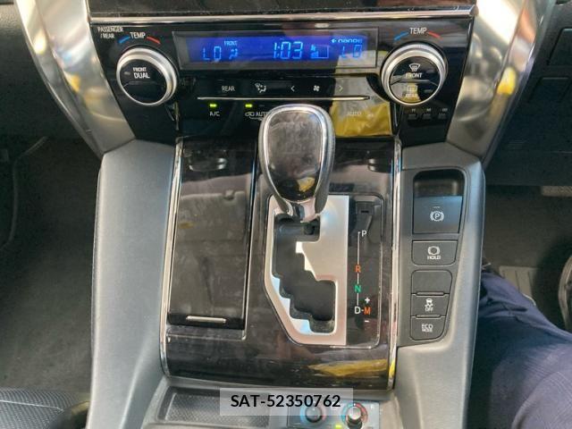 Toyota VELLFIRE 2019-09 8369521-19