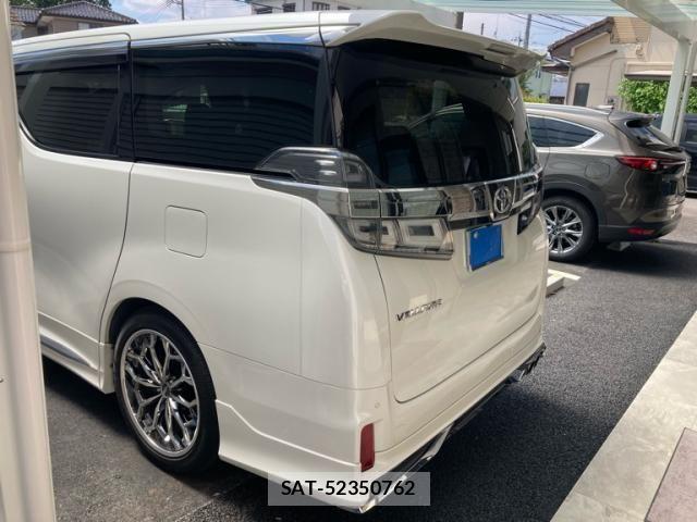 Toyota VELLFIRE 2019-09 8369521-3