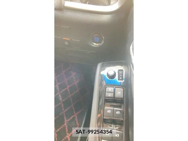 Toyota VELLFIRE 2017-02 8369532-17