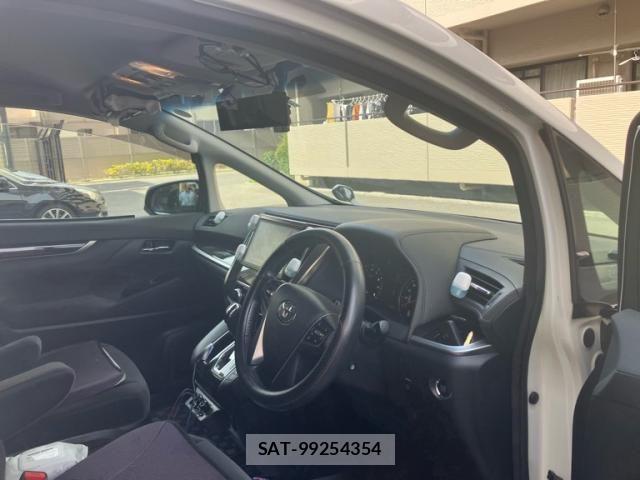Toyota VELLFIRE 2017-02 8369532-20