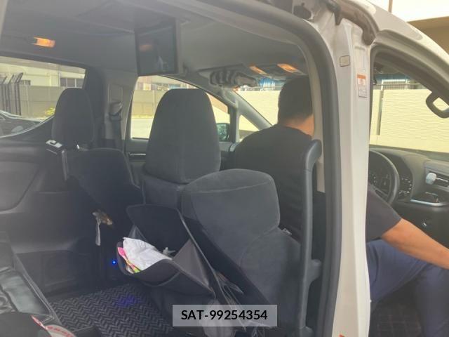 Toyota VELLFIRE 2017-02 8369532-22