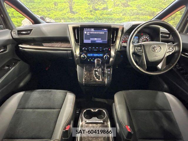Toyota VELLFIRE 2022-09 8369518-1
