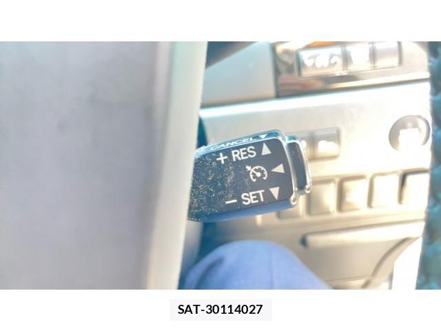 Toyota VELLFIRE 2014-03 8369540-14