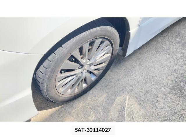 Toyota VELLFIRE 2014-03 8369540-2