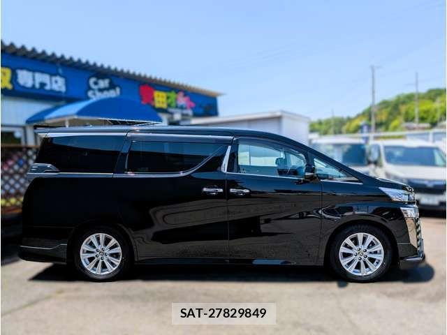 Toyota VELLFIRE 2019-09 8369524-17