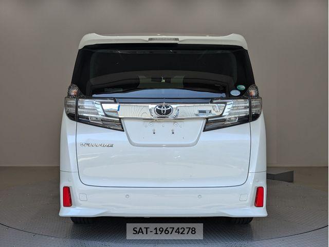 Toyota VELLFIRE 2016-02 8369529-3