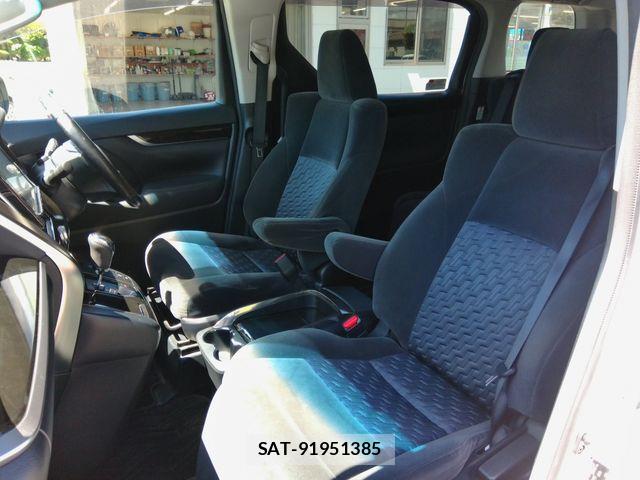 Toyota VELLFIRE 2016-10 8369534-19