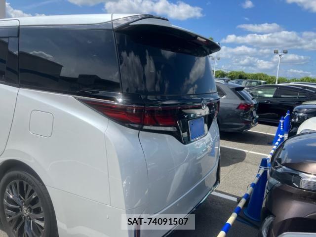 Toyota VELLFIRE 2024-03 8369517-12