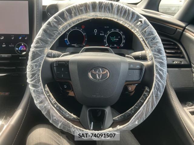 Toyota VELLFIRE 2024-03 8369517-17