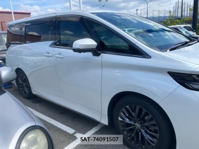 Toyota VELLFIRE 2024-03 8369517-2