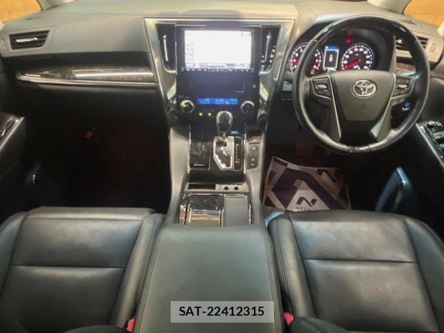 Toyota VELLFIRE 2019-02 8369519-1