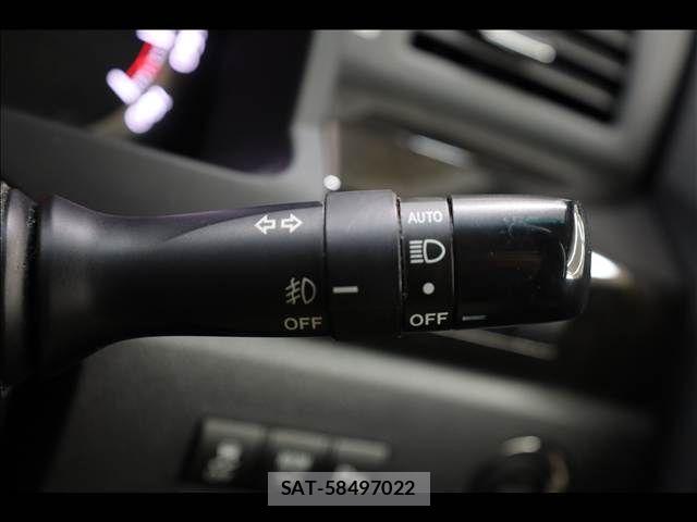 Toyota VELLFIRE 2014-03 8369536-15