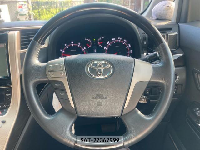Toyota VELLFIRE 2013-09 8369539-11