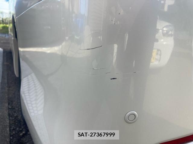 Toyota VELLFIRE 2013-09 8369539-27