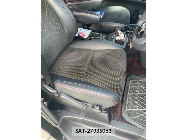 Toyota VELLFIRE 2014-11 8369537-12