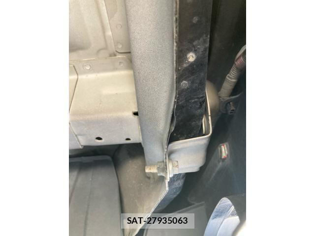 Toyota VELLFIRE 2014-11 8369537-24