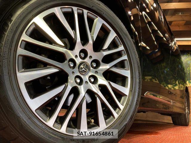 Toyota VELLFIRE 2015-07 8372315-12