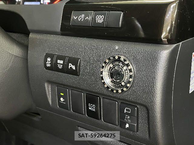 Toyota VELLFIRE 2013-10 8372317-22