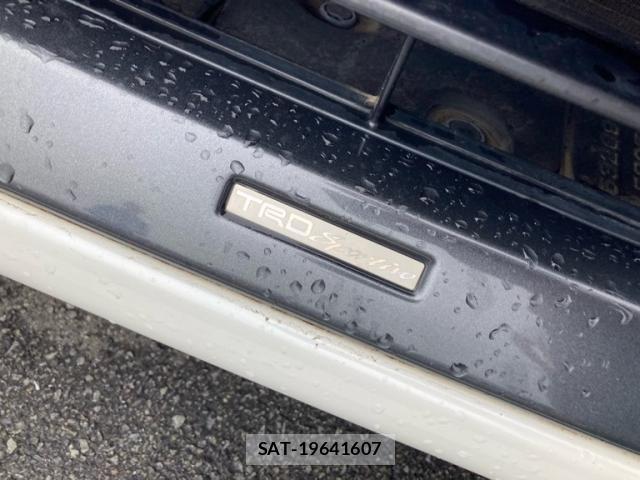 Toyota VELLFIRE 2014-07 8372318-6