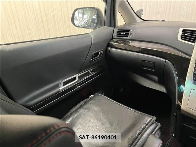 Toyota VELLFIRE 2013-09 8372316-10