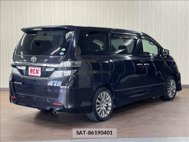 Toyota VELLFIRE 2013-09 8372316-4