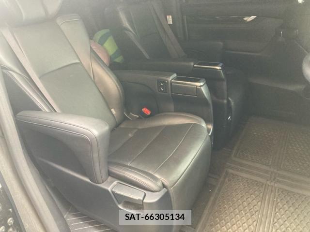 Toyota VELLFIRE 2016-08 8415594-18