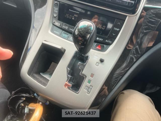 Toyota VELLFIRE 2008-10 8415617-23