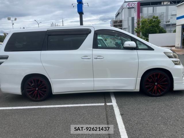 Toyota VELLFIRE 2008-10 8415617-2