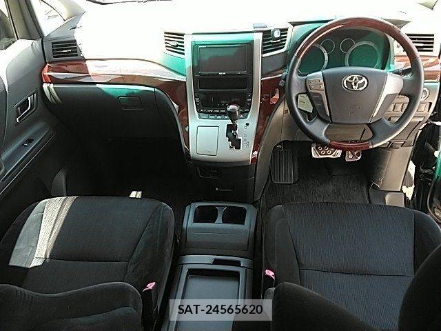 Toyota VELLFIRE 2011-02 8415604-1