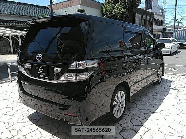 Toyota VELLFIRE 2011-02 8415604-2