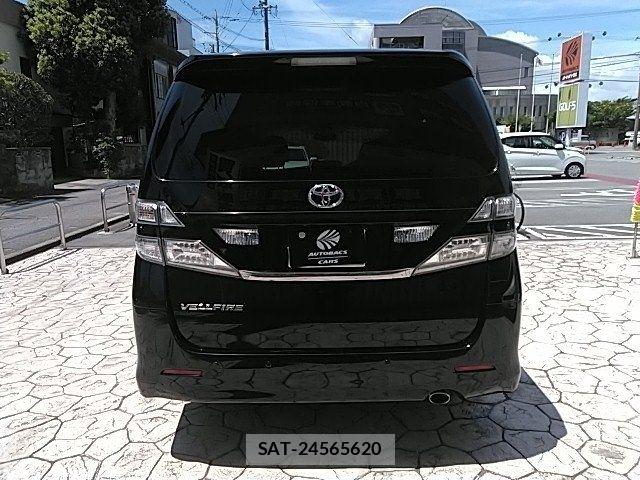 Toyota VELLFIRE 2011-02 8415604-4